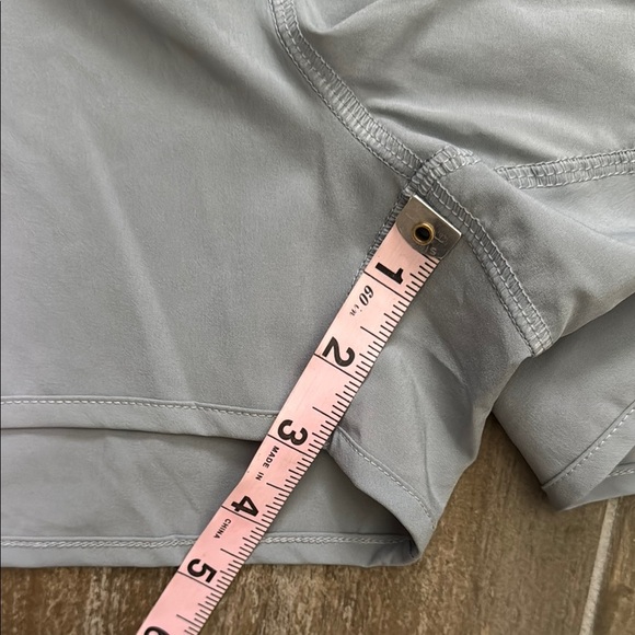 Reel Legends Gray Athletic Shorts Lightweight Performance - Picture 5 of 7